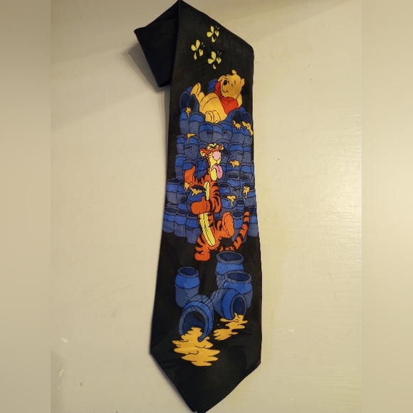 Pooh Brand Tigger bouncing Tigger and Pooh and the Honeybee men's tie - Picture 2 of 5